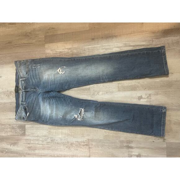 Judy Blue distressed jeans - Picture 11 of 11